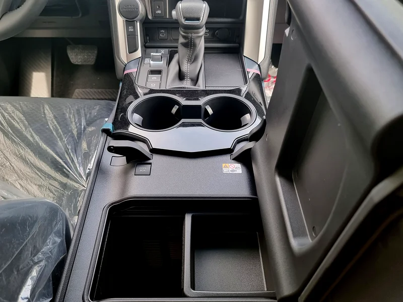 Toyota Land Cruiser GXR 4.0L 2025 :