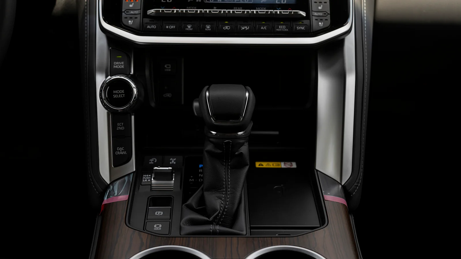 TOYOTA LAND CRUISER LC 300 VX 3.3 DIESEL AT 2025 :