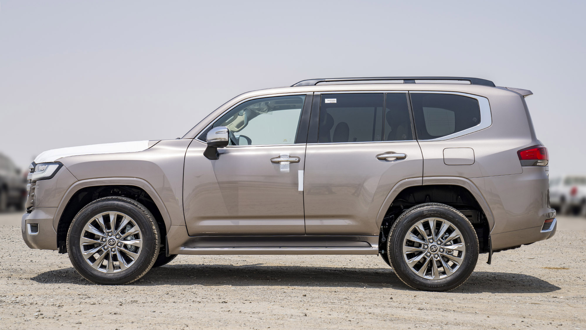 TOYOTA LAND CRUISER LC300 VXR 3.5P AT - BRONZE