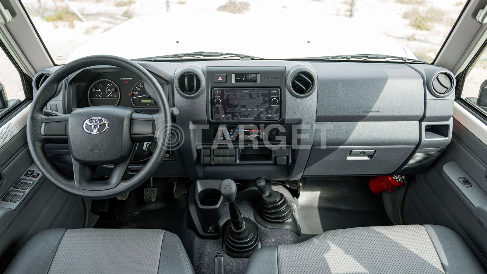 TOYOTA LAND CRUISER LC79DC 4.2D MT MY2025– WHITE