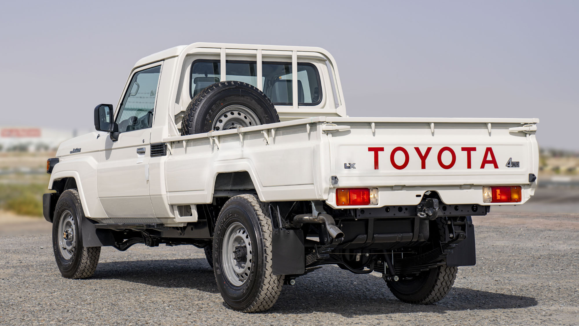 TOYOTA LAND CRUISER LC79SC 2.8D AT