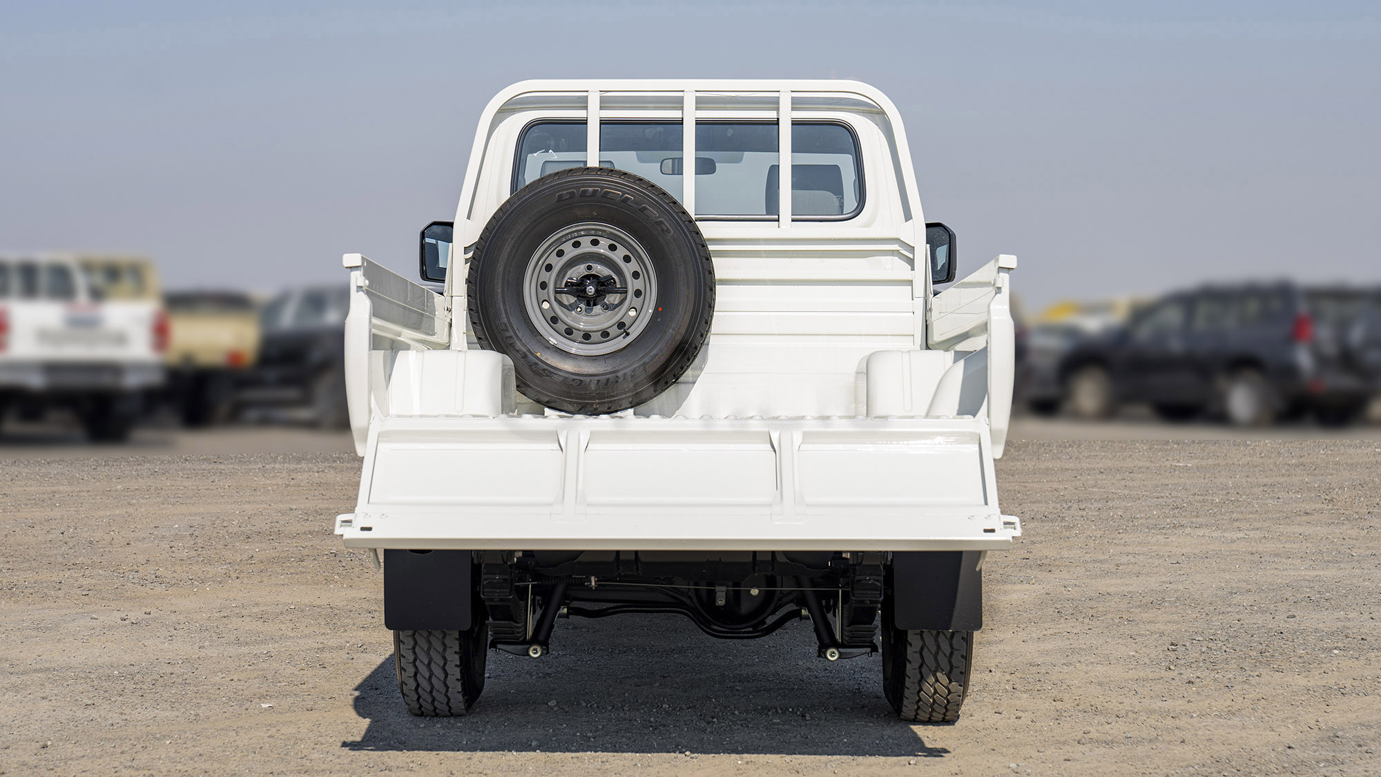 TOYOTA LAND CRUISER LC79SC 4.0P MT _ WHITE