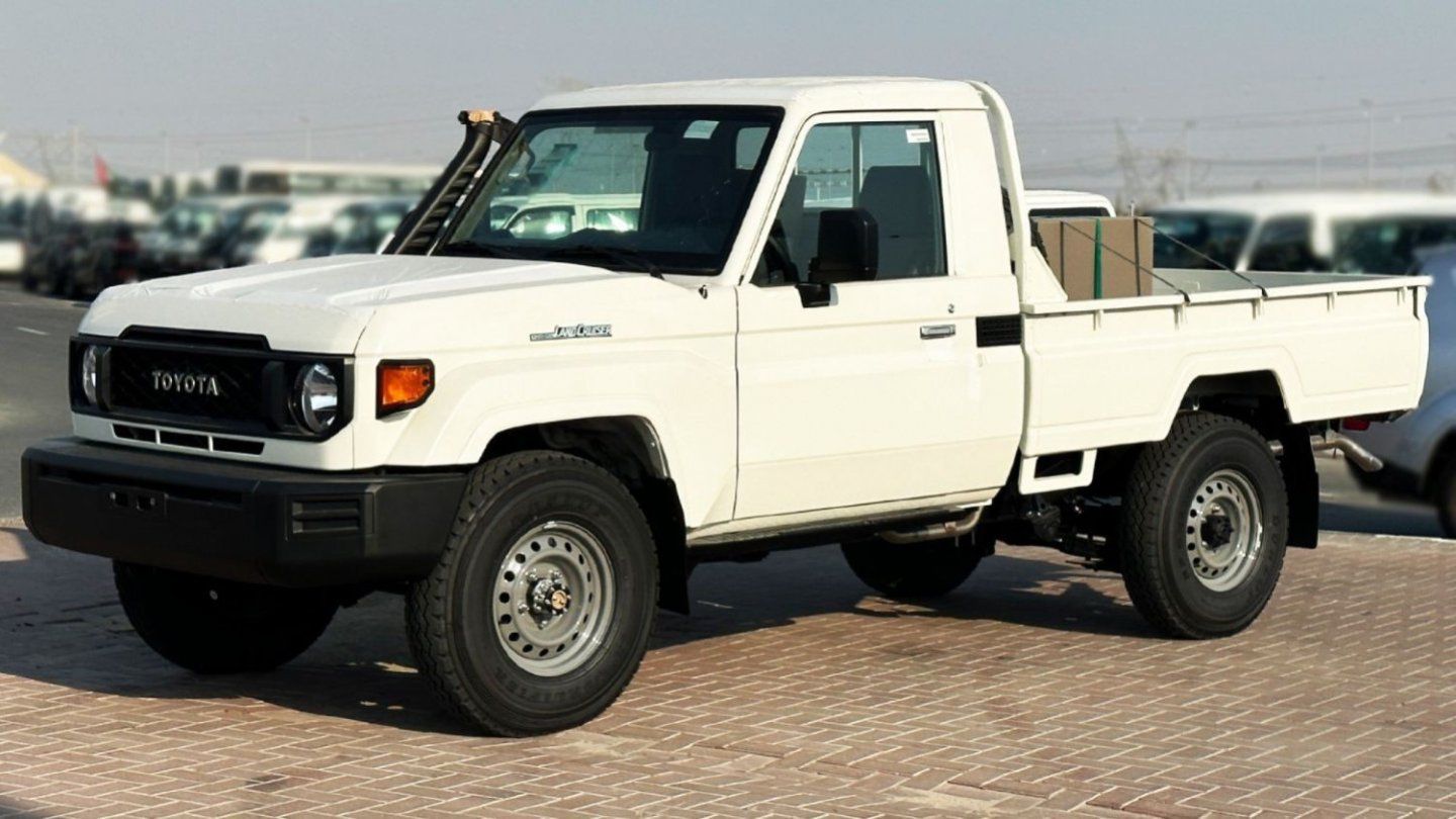 TOYOTA LAND CRUISER LC79SC 4.2D MT