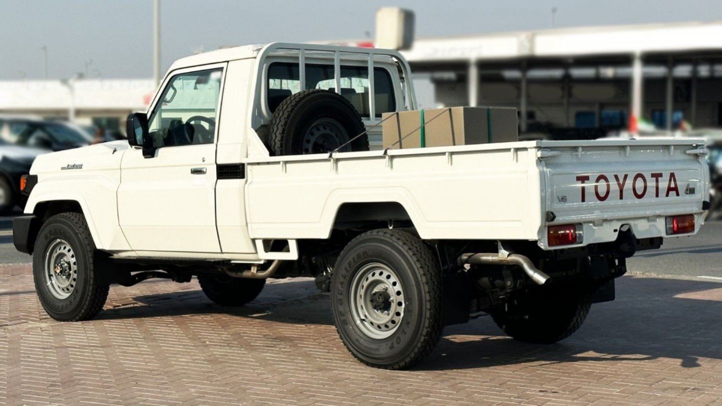 TOYOTA LAND CRUISER LC79SC 4.2D MT