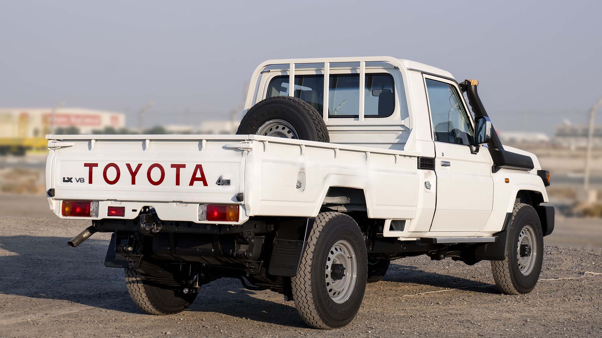 TOYOTA LAND CRUISER LC79SC 4.5D MT _ WHITE