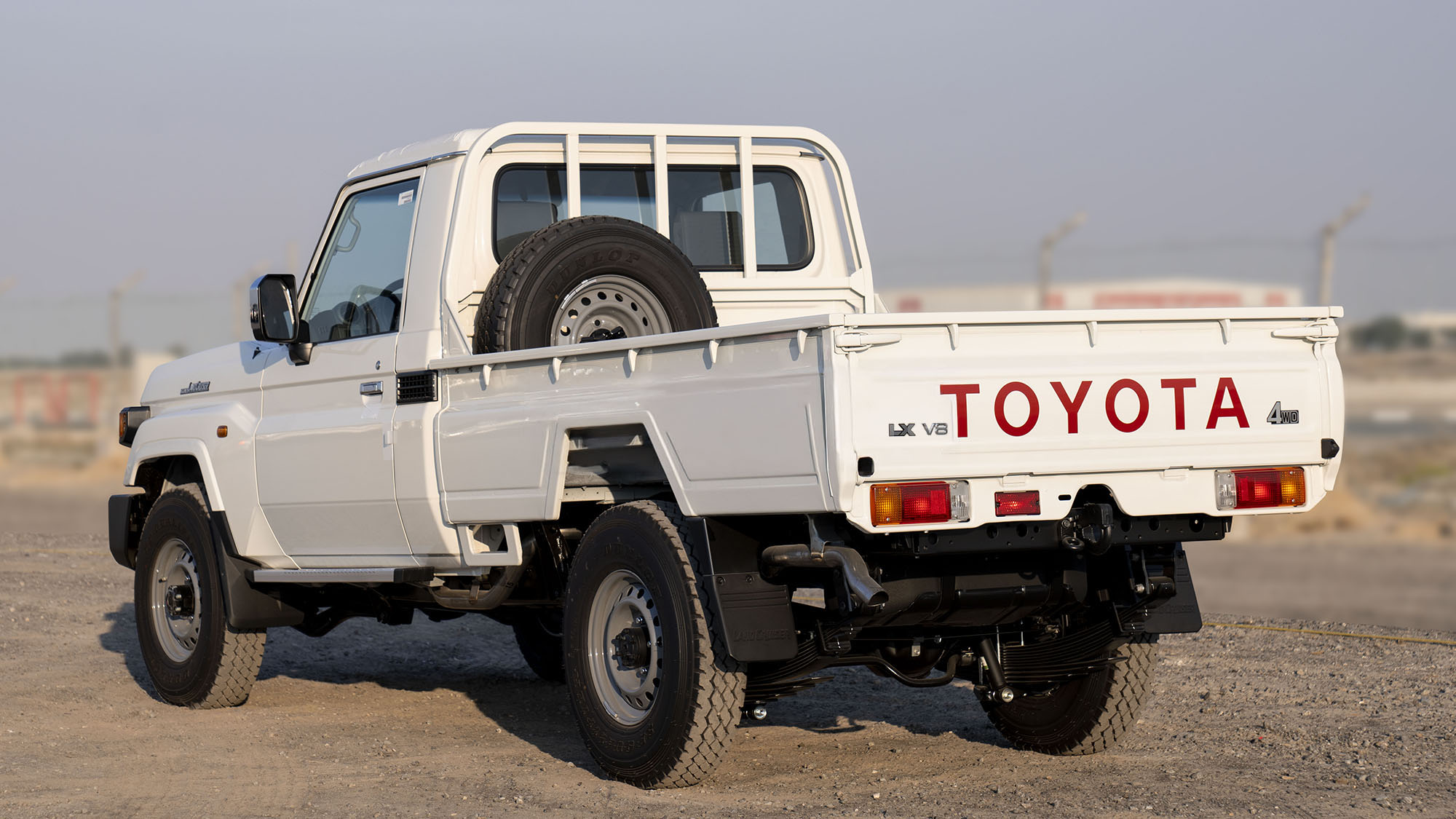 TOYOTA LAND CRUISER LC79SC 4.5D MT _ WHITE