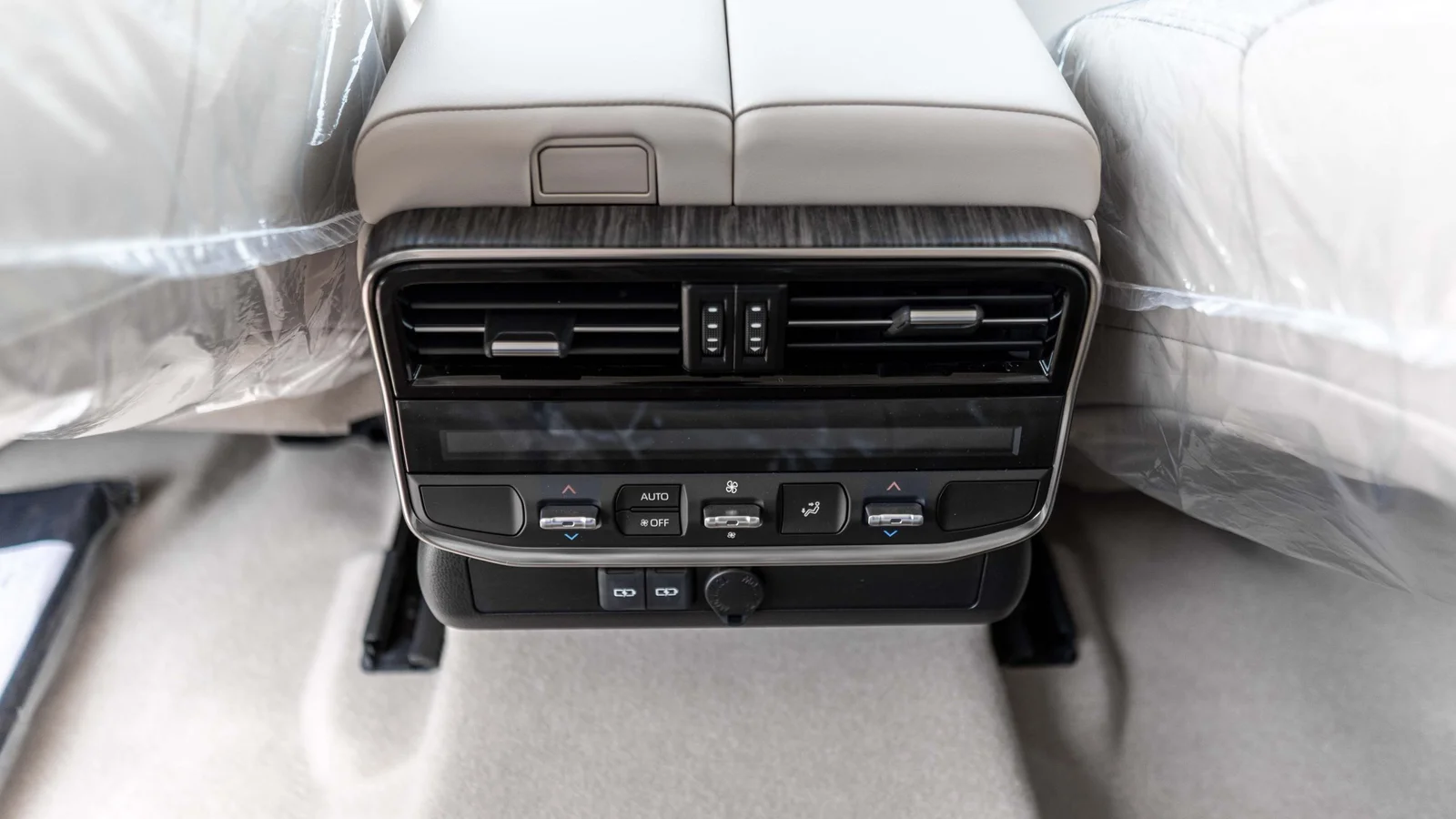 Toyota Land Cruiser VX 4.0L AT Petrol 2025: