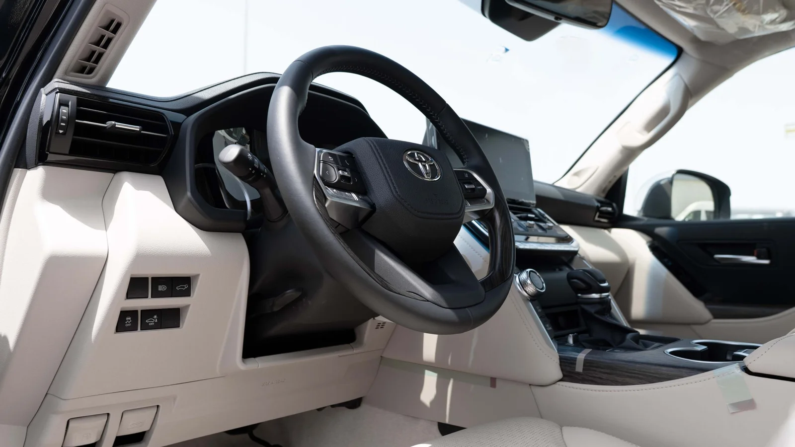 Toyota Land Cruiser VX 4.0L AT Petrol 2025: