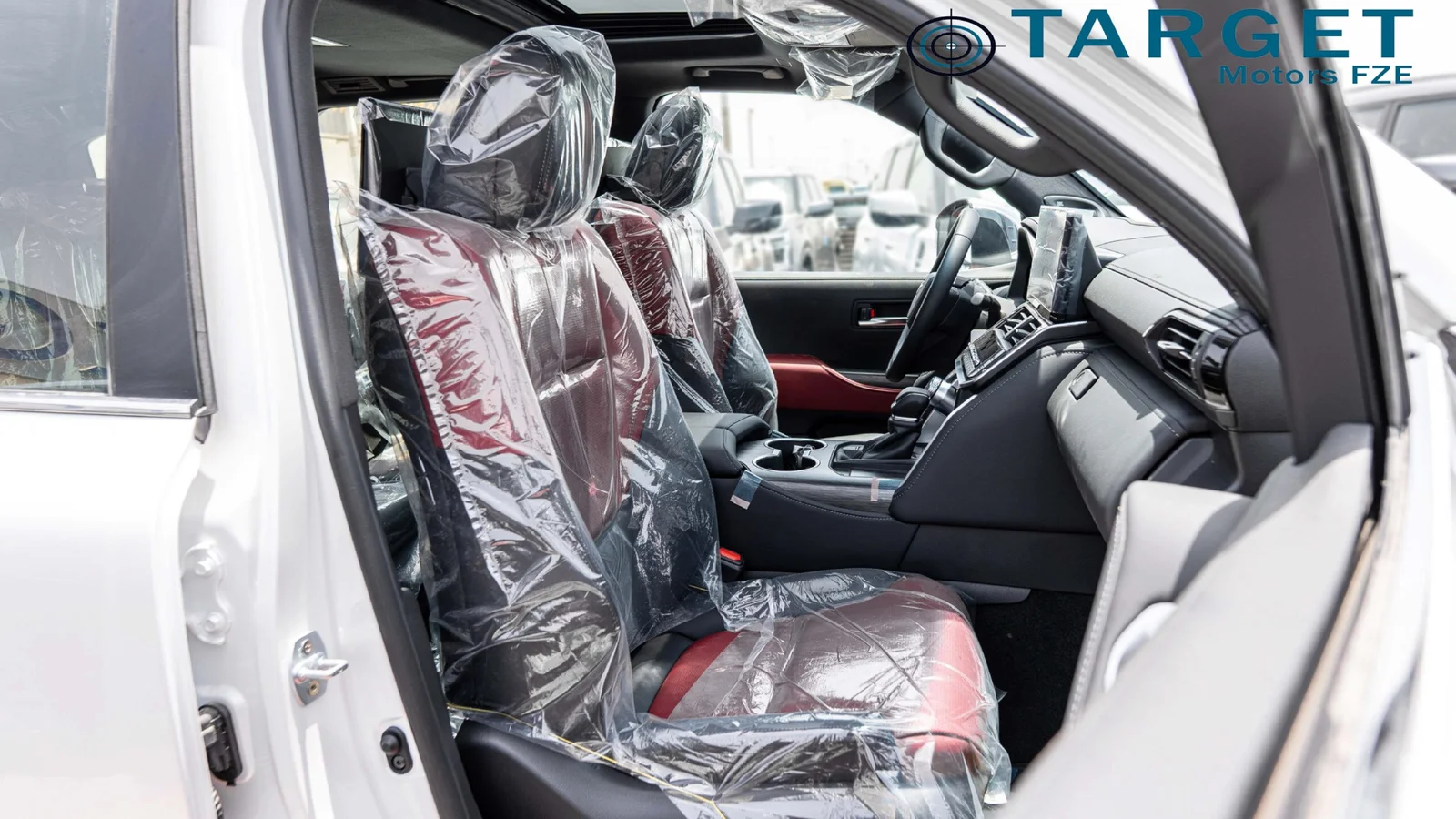 TOYOTA LAND CRUISER VXR 3.5 L AT HYBRID 2025