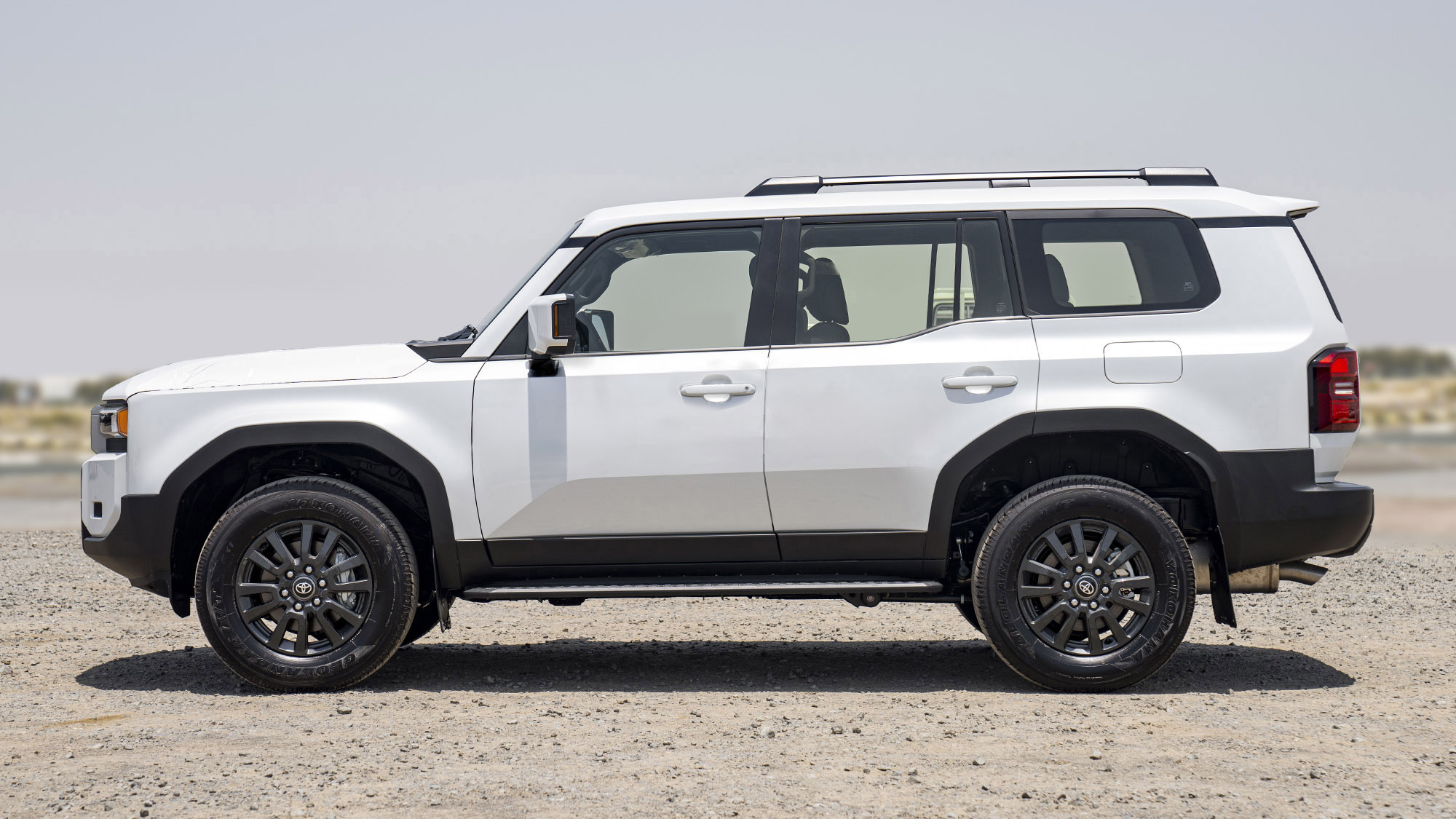 TOYOTA PRADO 250 TXL 2.7P AT LIMITED _VWHITE