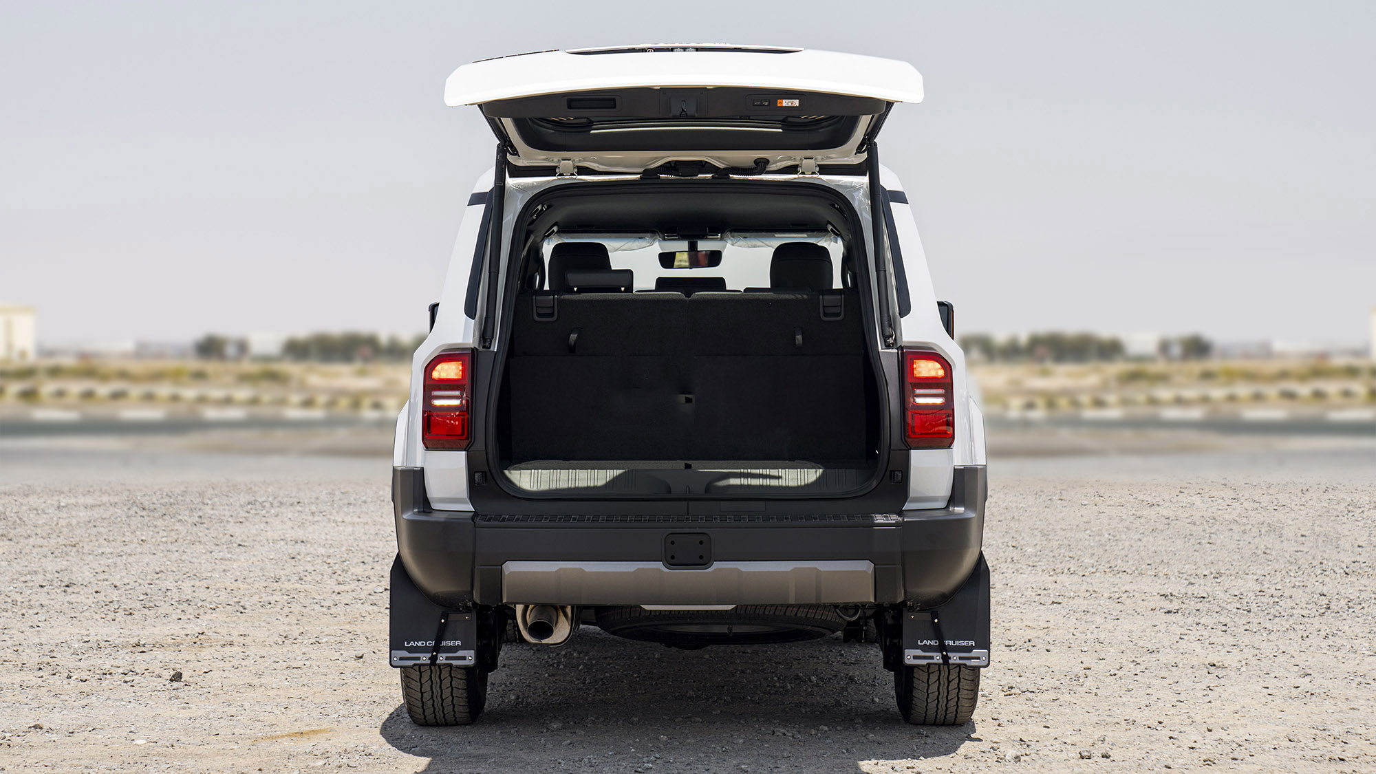 TOYOTA PRADO 250 TXL 2.7P AT LIMITED _VWHITE