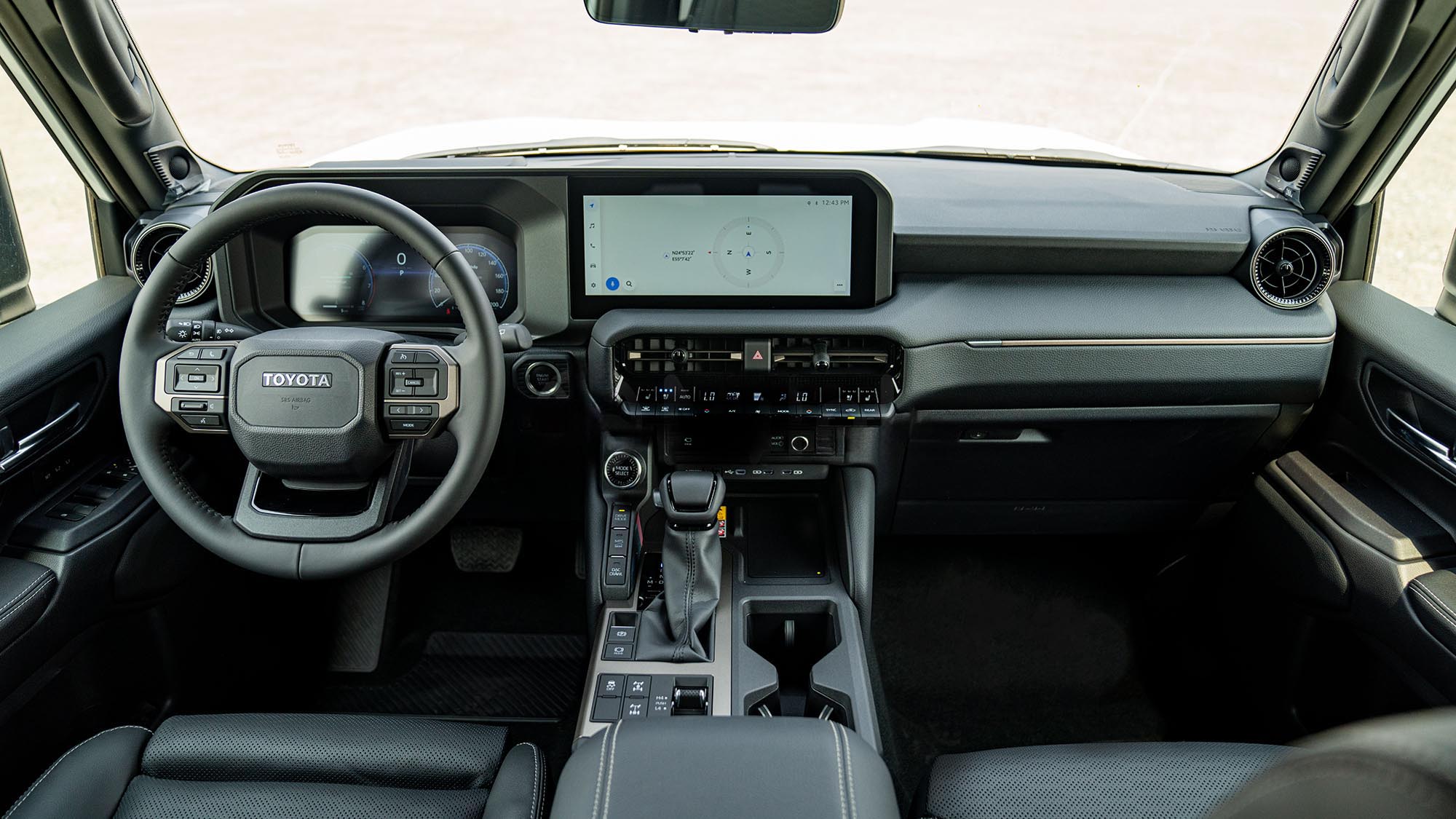 TOYOTA PRADO 250 WX+ LUXURY 2.4P AT _ ORANG