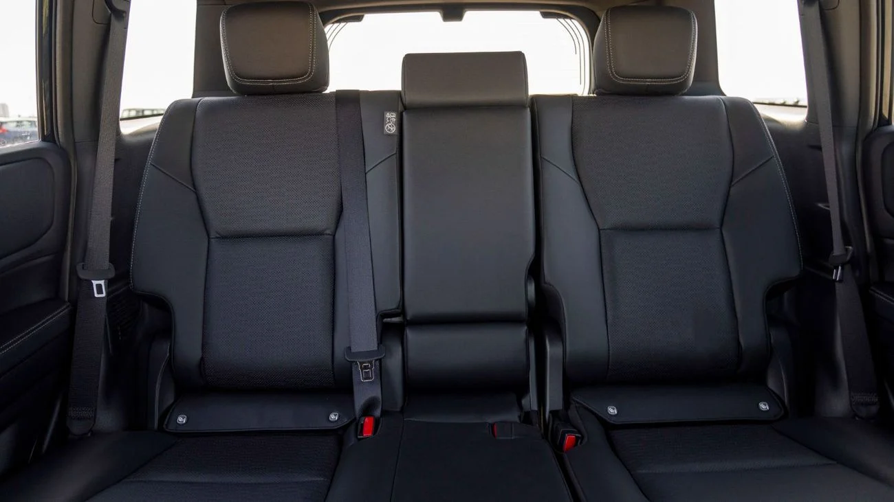 Toyota Prado Adventure Dual Tone Adventure 2.4L 2025