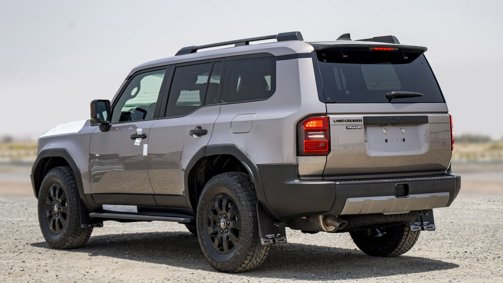 TOYOTA PRADO FIRST EDITIONS 2.4