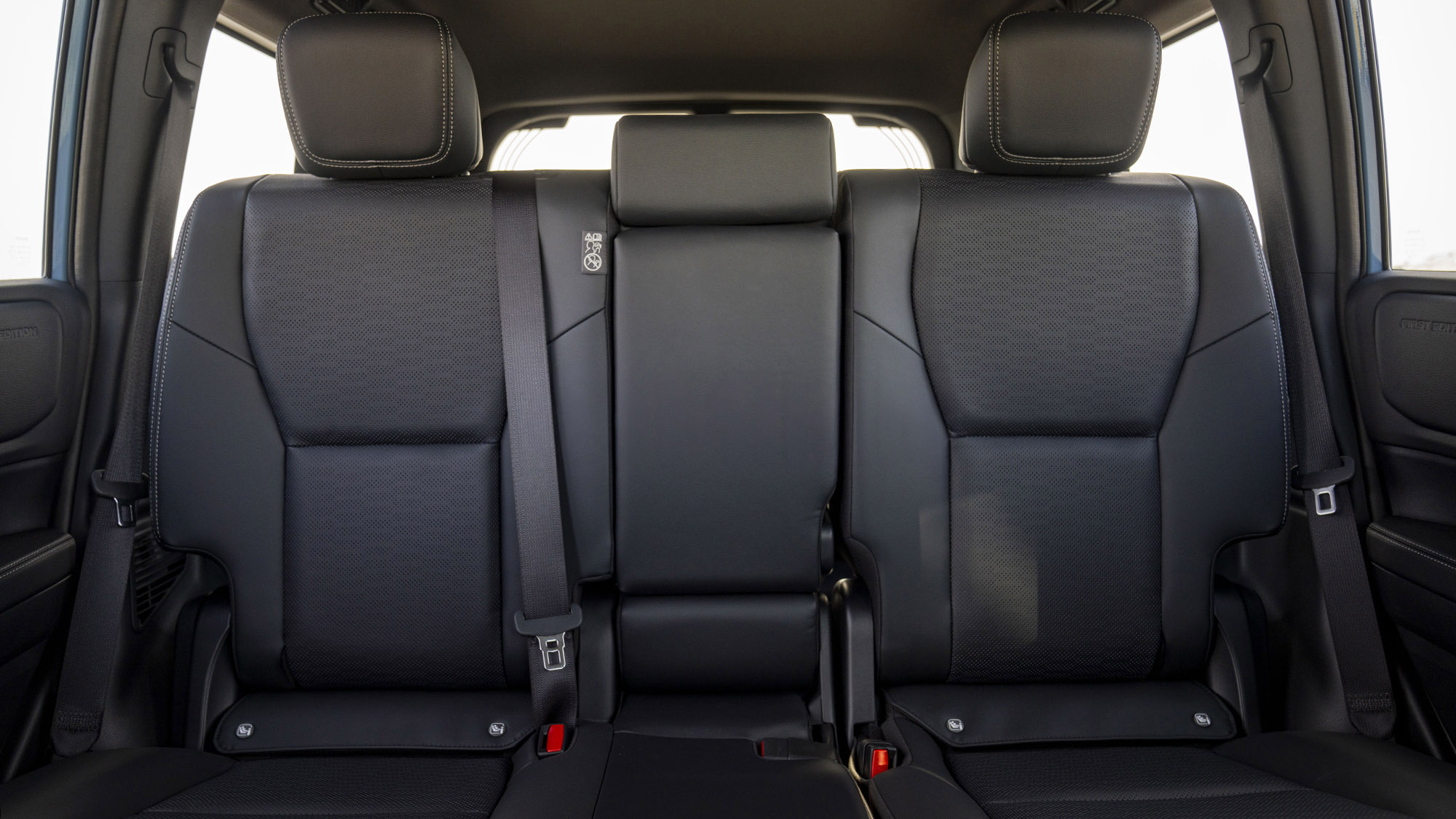 TOYOTA PRADO FIRST EDITIONS 2.8 D