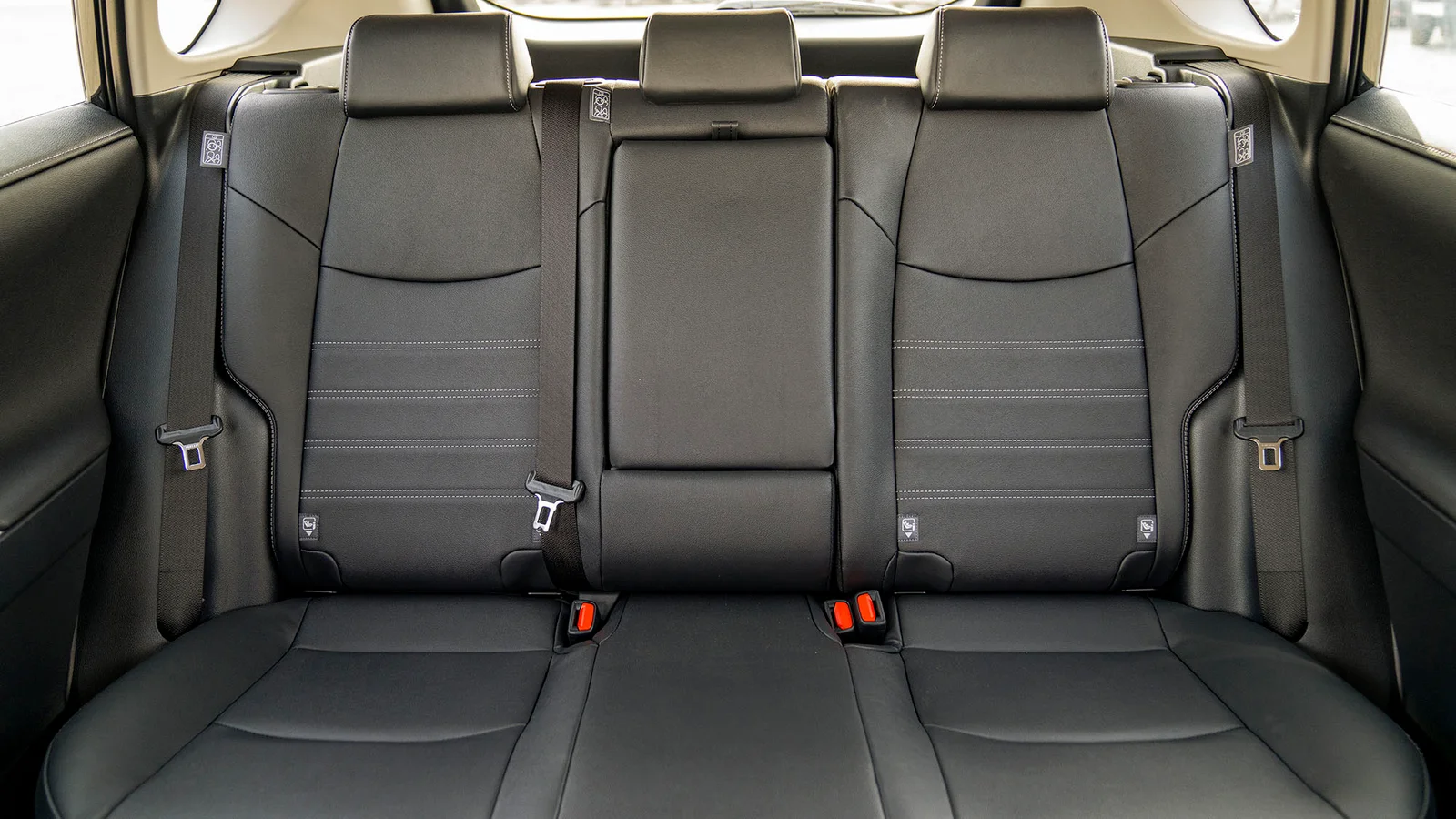 TOYOTA RAV4 2.0P AT 4X2 MY2025 – BLACK