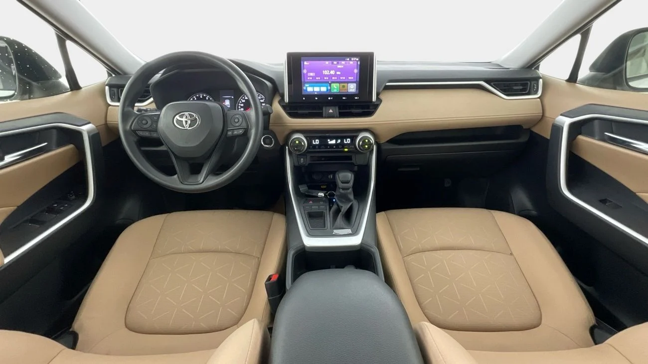 Toyota RAV4 2.5 VX 2026 _ WHITE