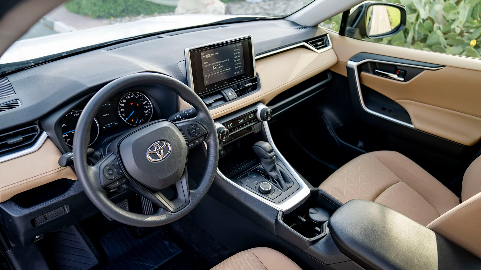 TOYOTA RAV4 2.5P HEV AT AWD MY2025 – BLACK