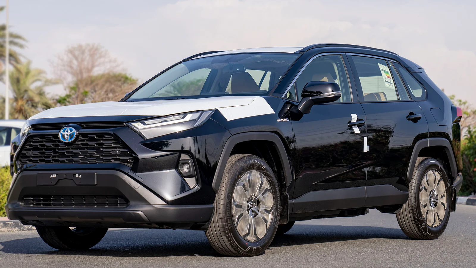 TOYOTA RAV4 2.5P HEV AT AWD MY2025 – BLACK