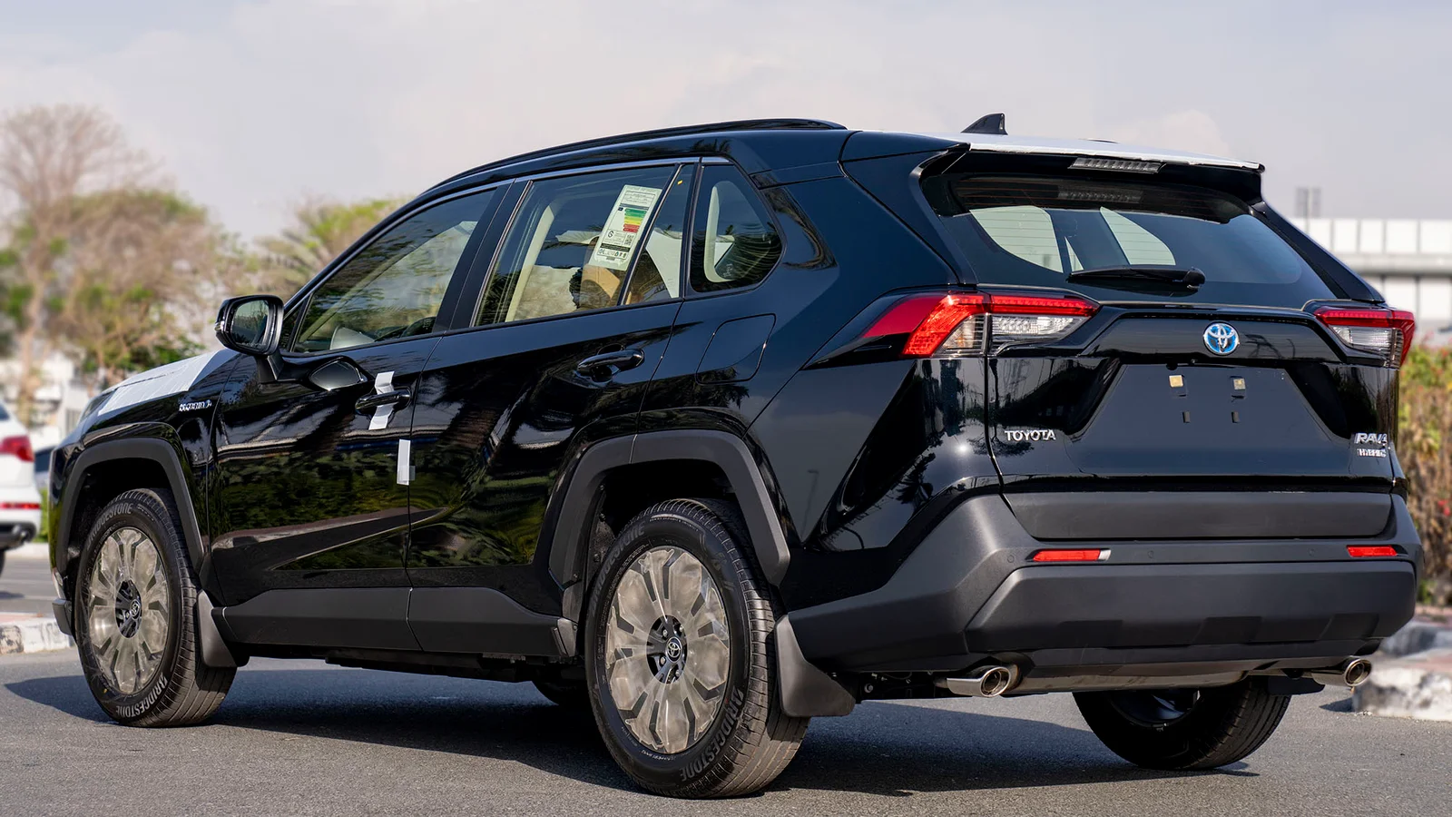 TOYOTA RAV4 2.5P HEV AT AWD MY2025 – BLACK