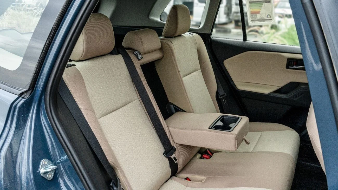 Toyota Rav4 XLE 4x4 2.0L AT Petrol AWD (Blue-Beige)