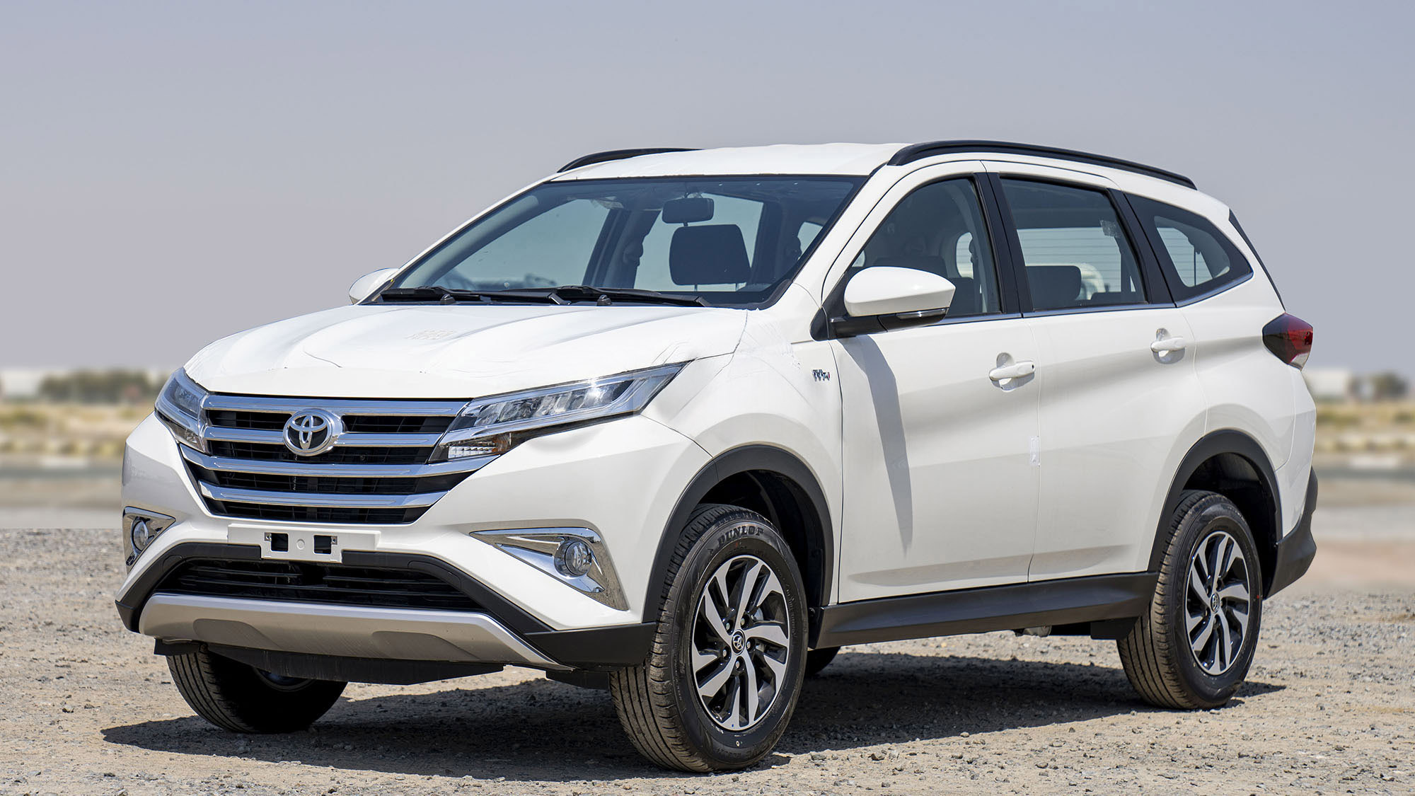 TOYOTA RUSH 1.5P AT _ WHITE